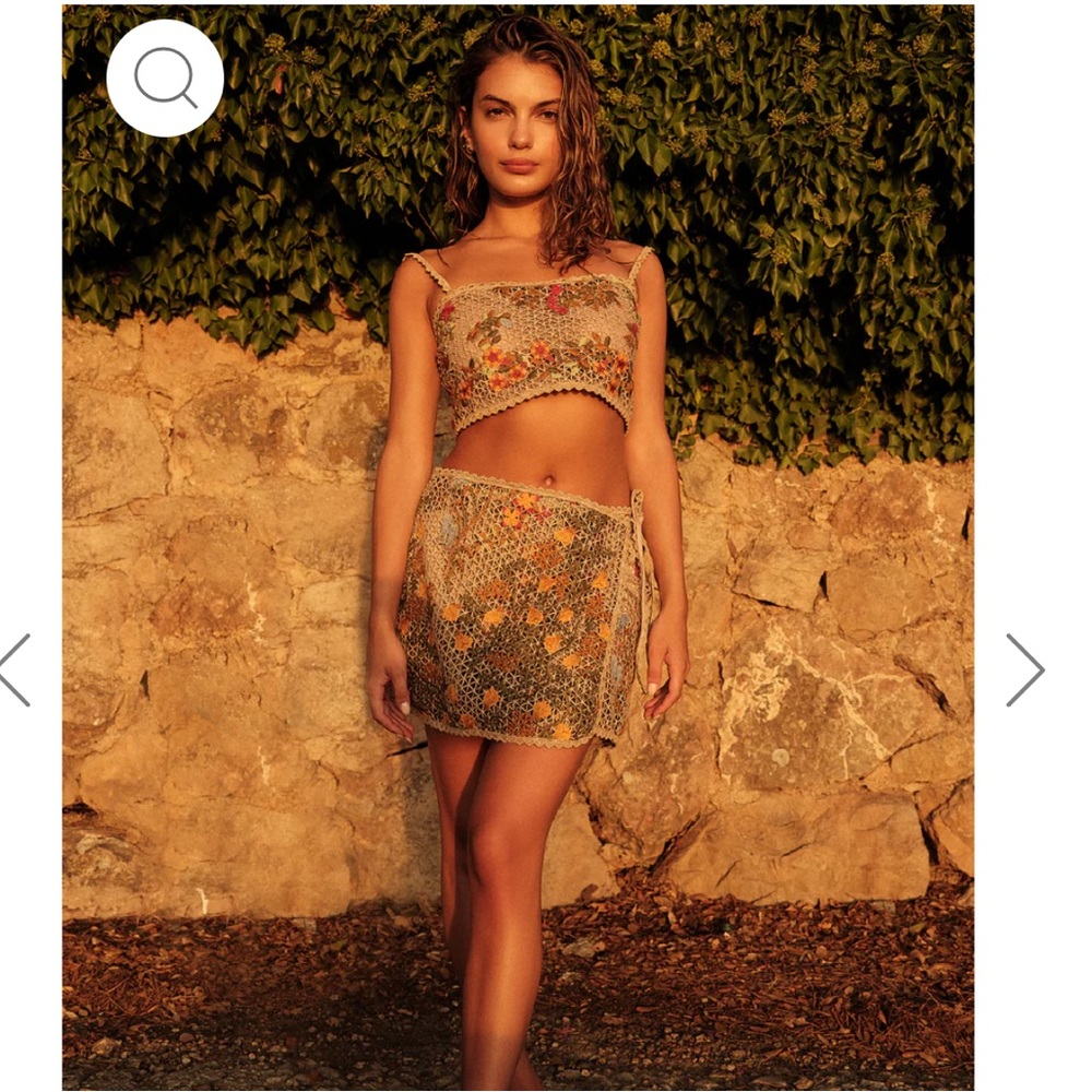 Agua Bendita Crop Top and Skit Size S